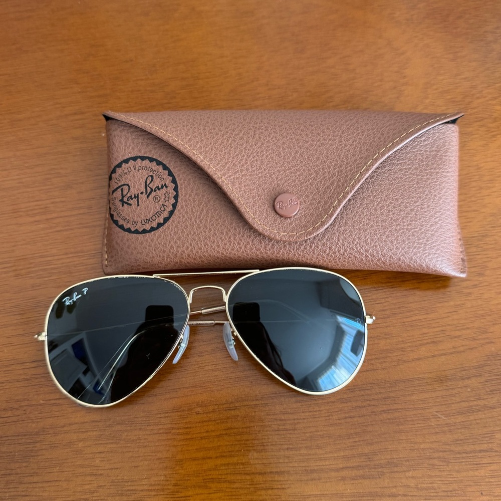 Ray Ban Aviators 58 polarized sunglasses